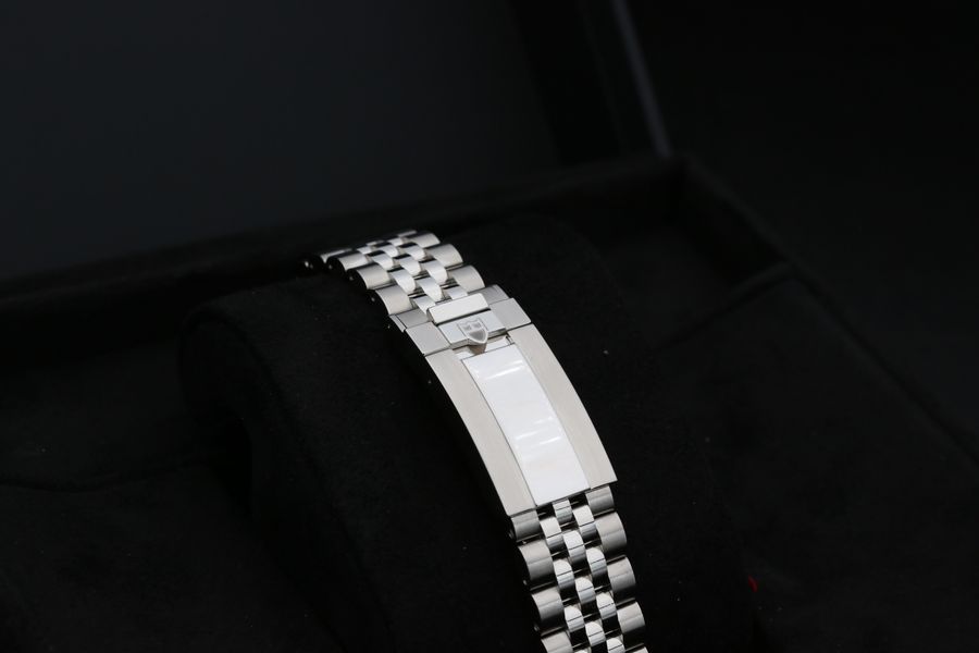Tudor Black Bay 54 M79000-0001